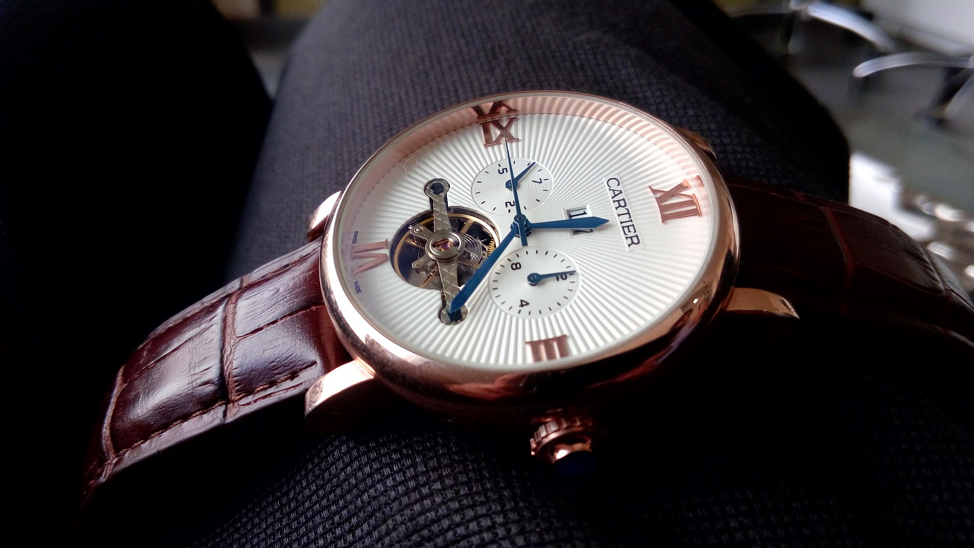 cartier-luxury-watch