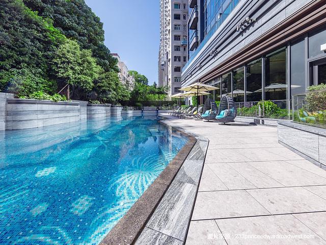 Ho Man Tin - 233 Prince Edward Road West 08