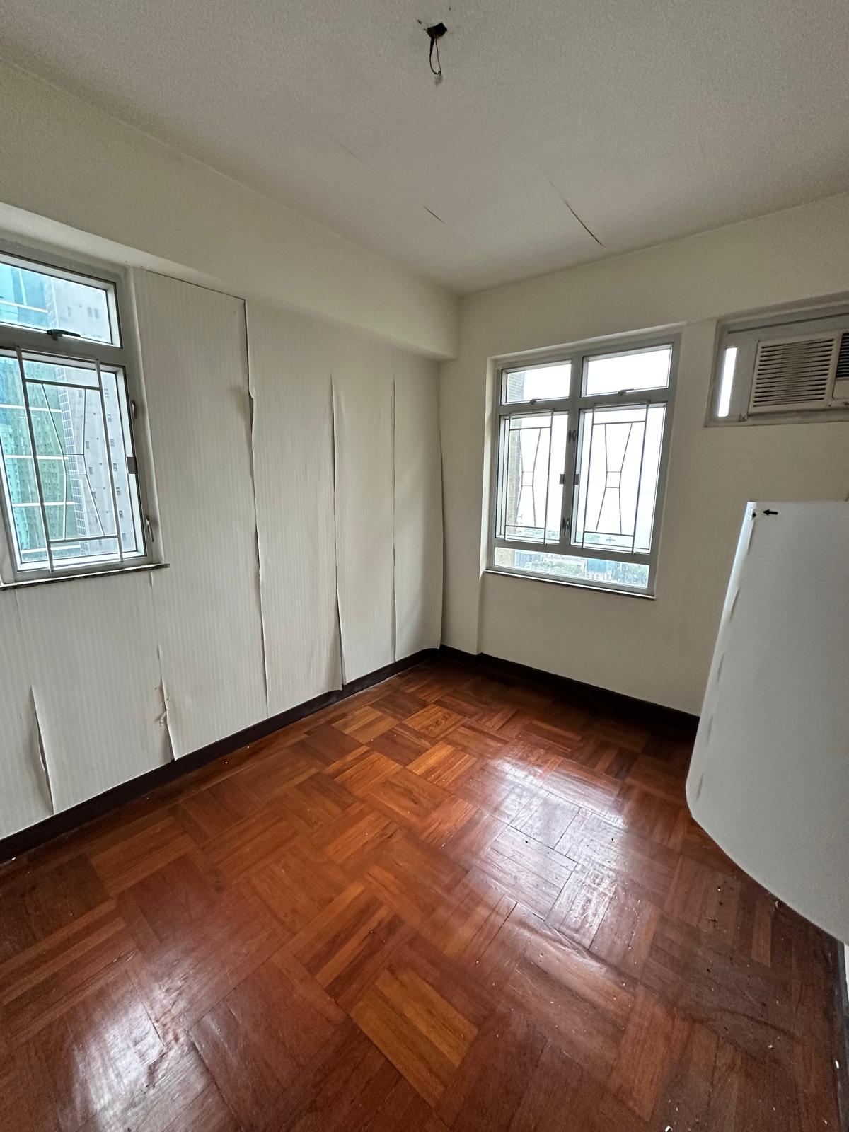 Causeway Bay - Lockhart House 07