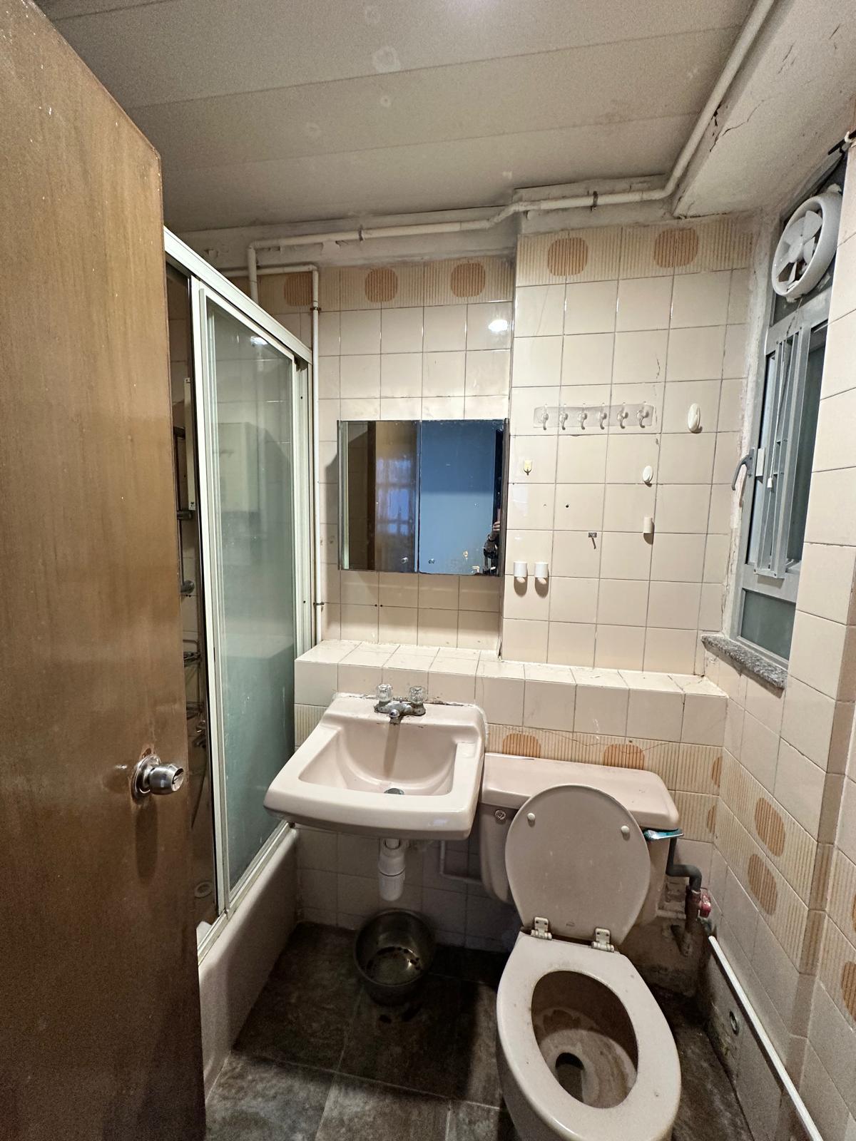 Causeway Bay - Lockhart House 03