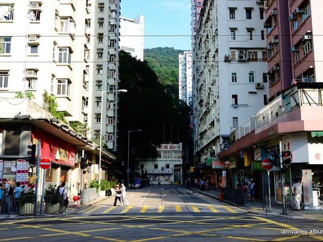 Shek Tong Tsui