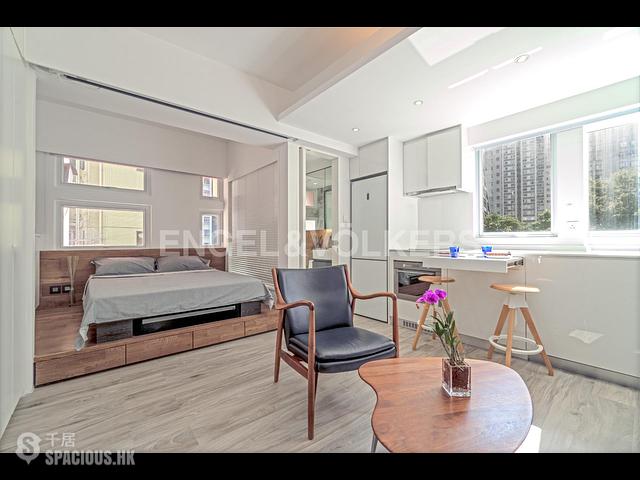 Sheung Wan - Lai Yan Lau 01