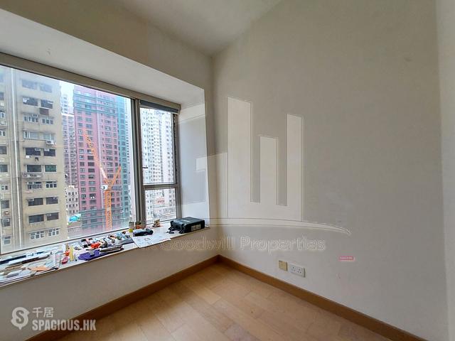 Sai Ying Pun - Island Crest 01