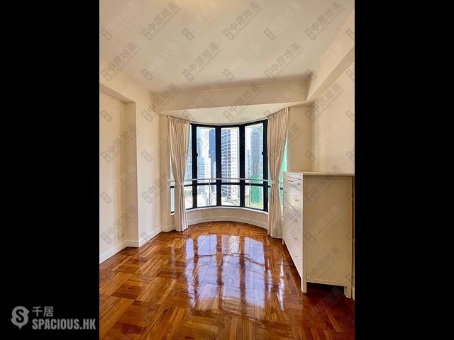 Causeway Bay - Hyde Park Mansion 09