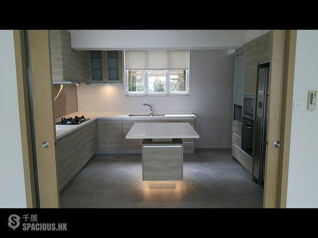 Stubbs Road - Jade House 01