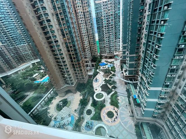 Cheung Sha Wan - The Pacifica 01