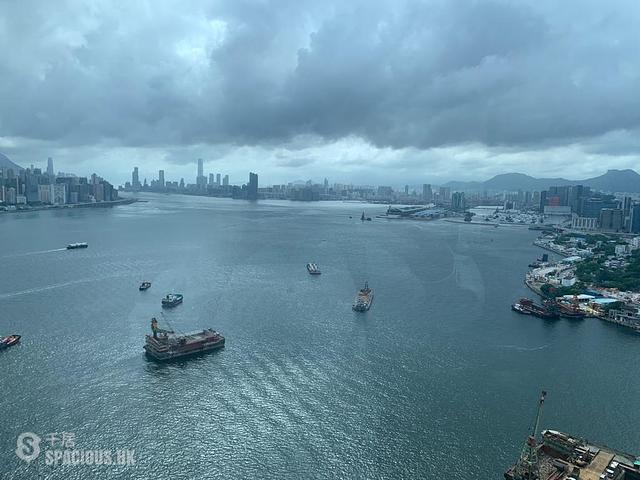 Yau Tong - Peninsula East 01