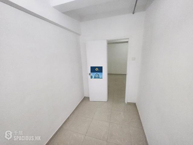 Central - 35-39A, Gough Street 01