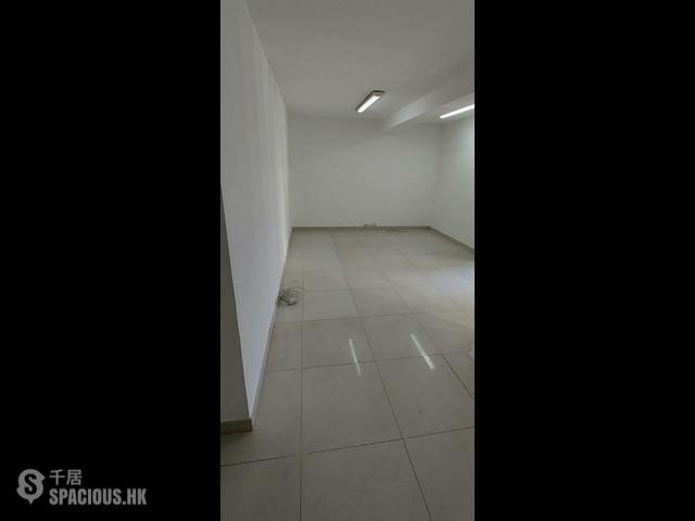Wan Chai - 142-144, Lockhart Road 01