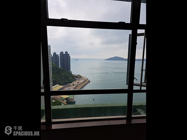 Ap Lei Chau - South Horizons Phase 2 Yee Wan Court (Block 15) 01