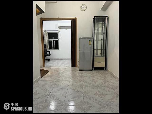 Sheung Wan - 19, Ko Shing Street 01