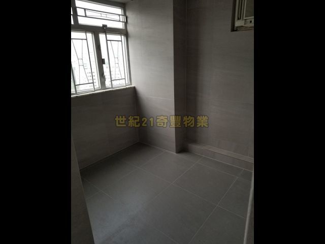 Tai Wai - Yiu Po Mansion 01
