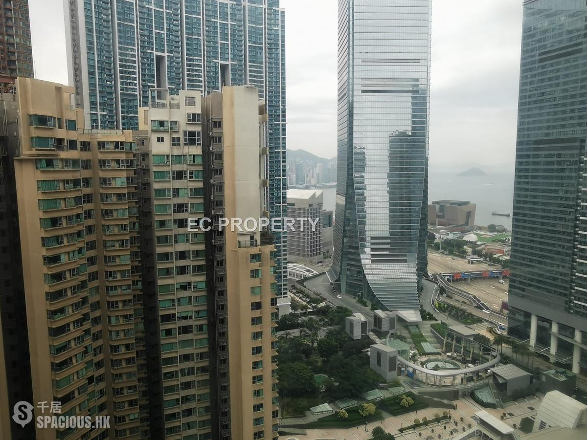 West Kowloon - The Waterfront 01