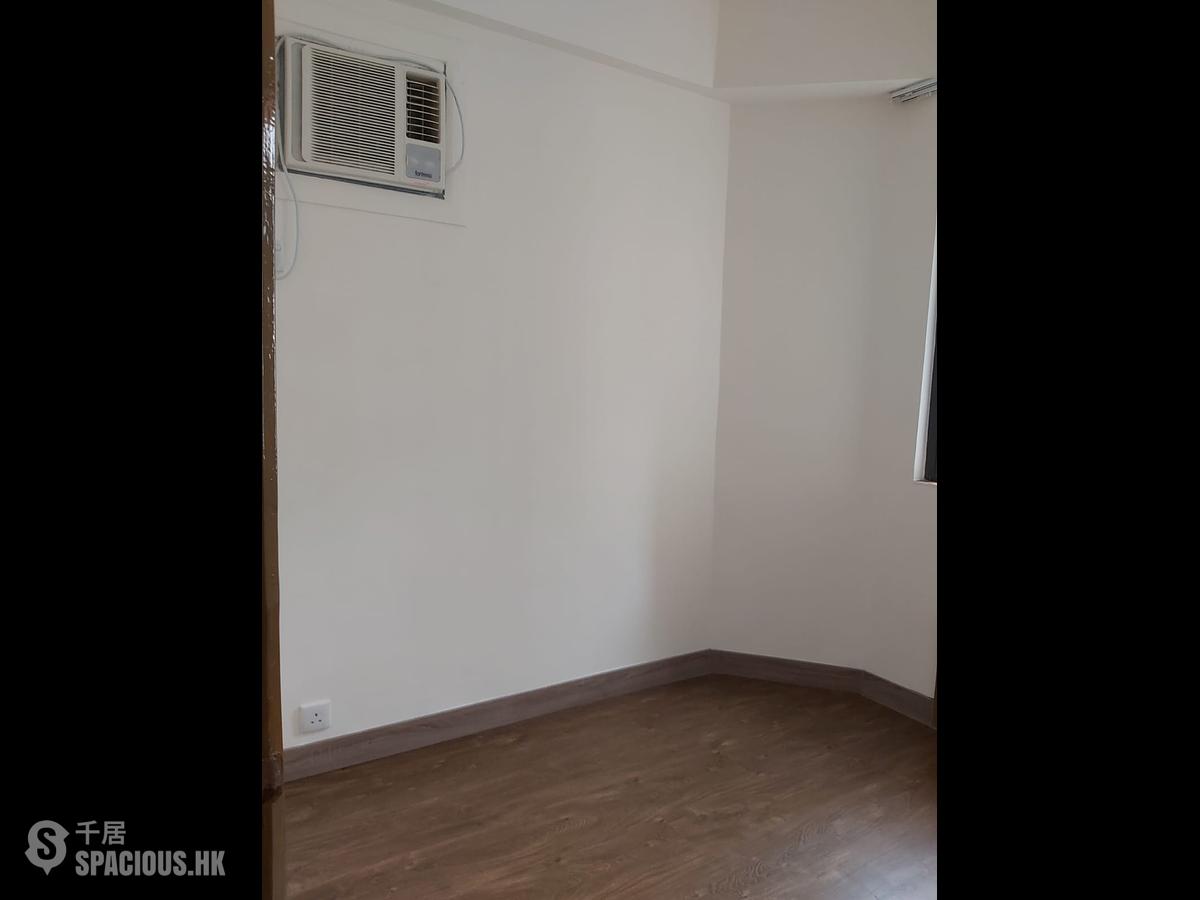 Wan Chai - 163, Hennessy Road 01