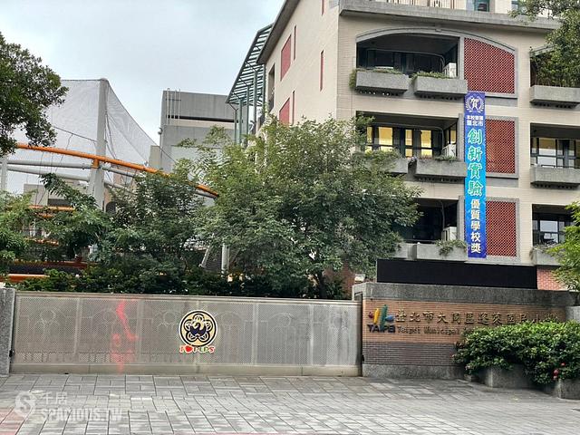 Datong - No. XXX, Taiyuan Rd, Datong District, Taipei City, Taiwan 103 01