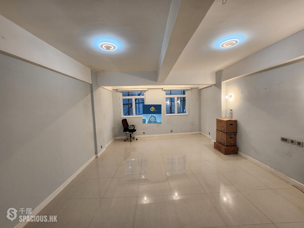 Sai Ying Pun - 380-382, Queen's Road West 01