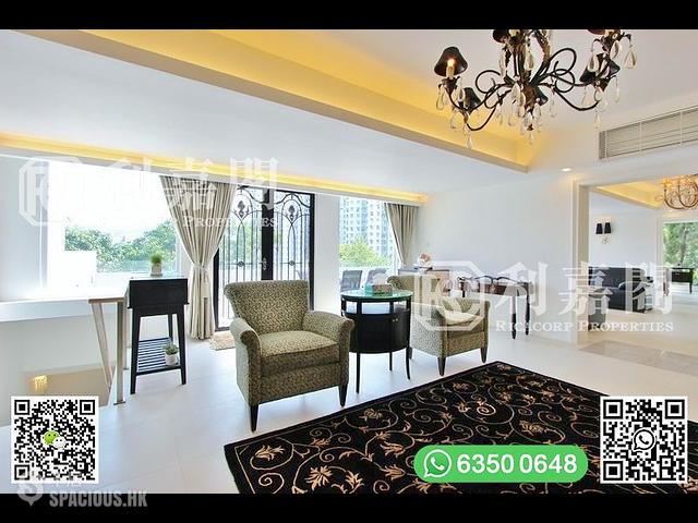 Hang Hau - Junk Bay Villas 01