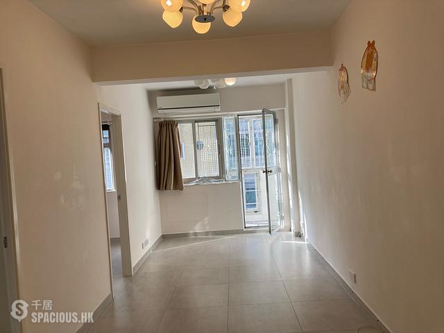 Wan Chai - Shu Tak Building 01