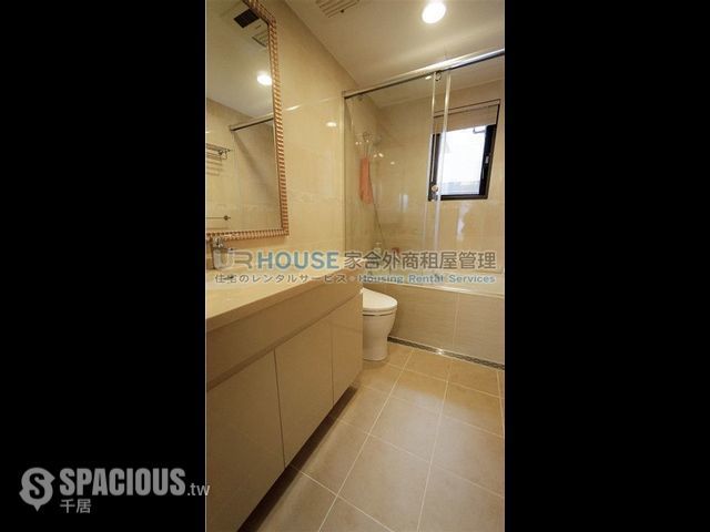 Zhongshan - No. X, Section 2, Minsheng East Road, Zhongshan District, Taipei City, Taiwan 10491 04