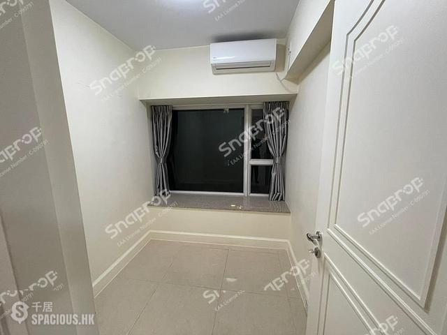Tin Shui Wai - Central Park Towers 01