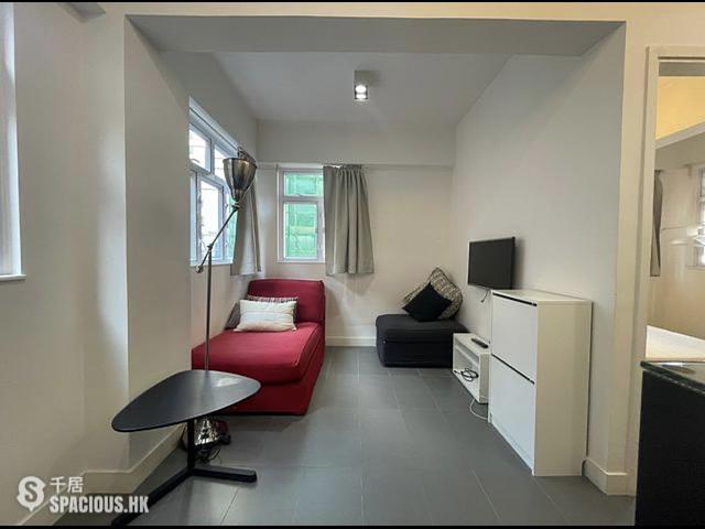 Central - 20, Aberdeen Street 01