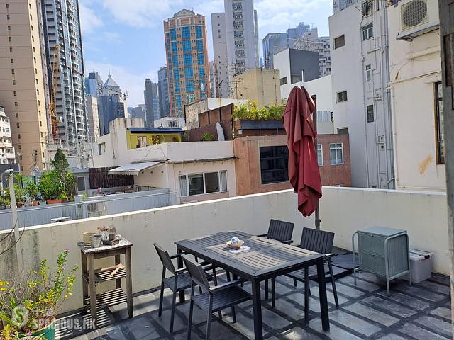 Central - 4, Shin Hing Street 01