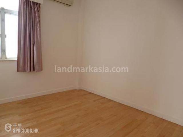 Pok Fu Lam - 18-22, Crown Terrace 03