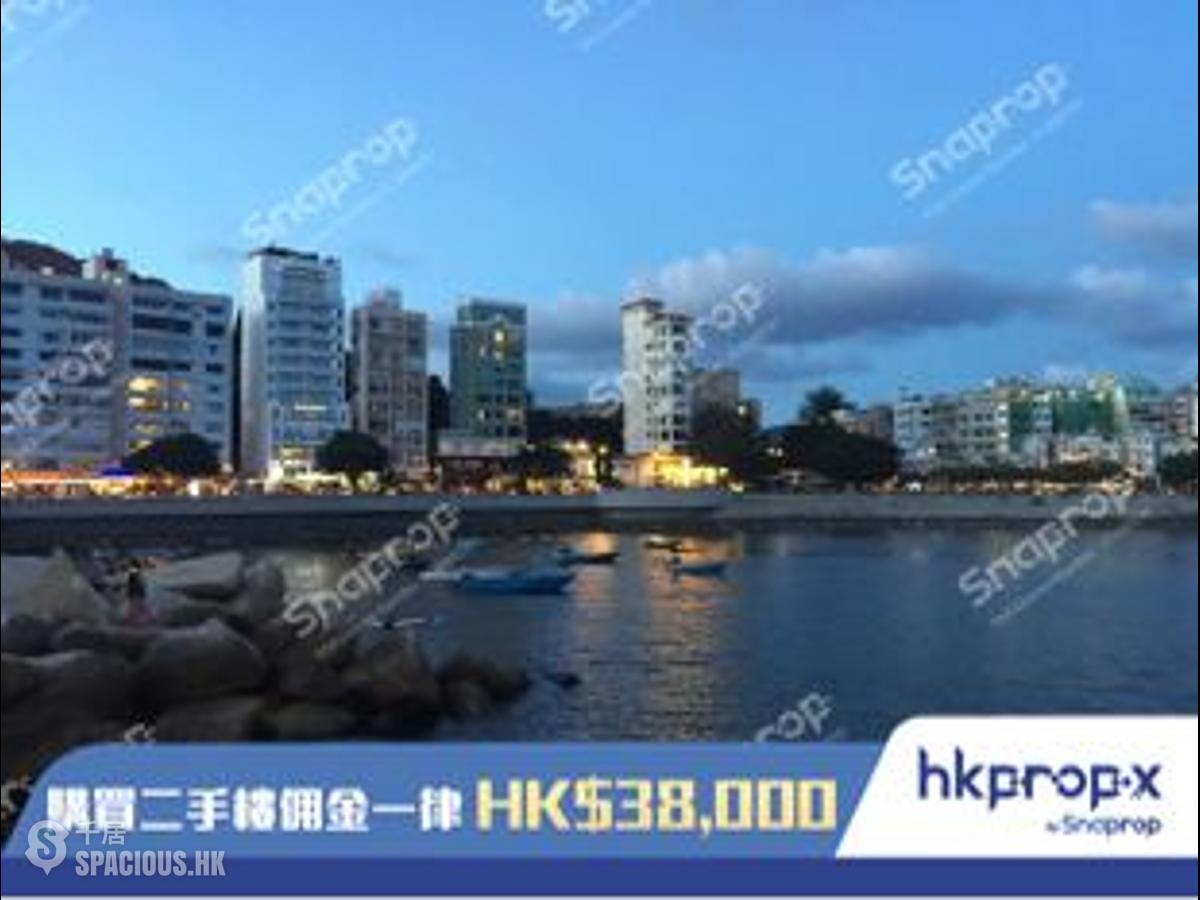Chung Hom Kok - Lung Tak Court 01