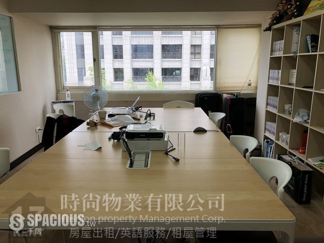 Zhongshan - No. X, Section 2, Minsheng East Road, Zhongshan District, Taipei City, Taiwan 10491 01