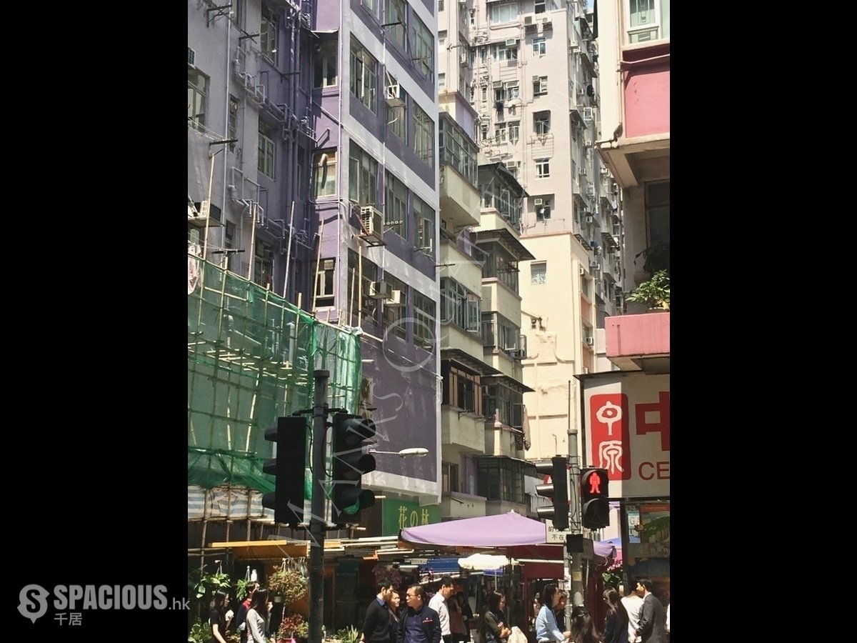 Wan Chai - 3, Gresson Street 01