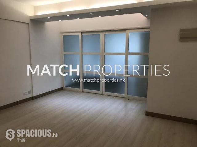 Sai Ying Pun - 14, Third Street 01