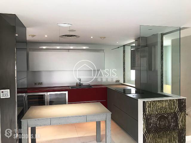 Jardines Lookout - Jardine Court 01