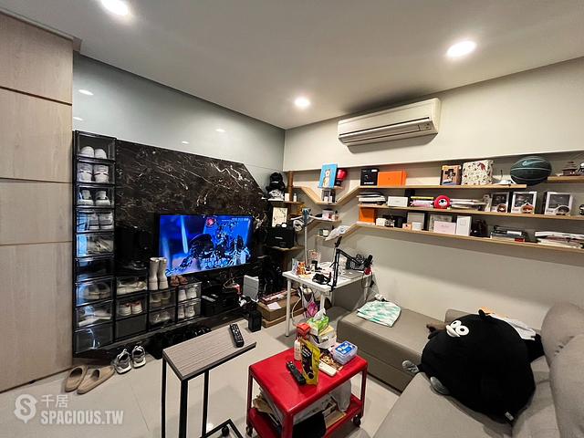 Zhongshan - No. XX, Lane 107, Linsen North Road, Zhongshan District, Taipei City, Taiwan 10491 01