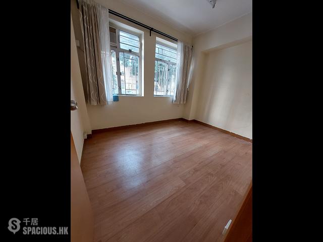 Sai Ying Pun - 47, Water Street 01