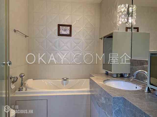 Repulse Bay - South Bay Villas 09