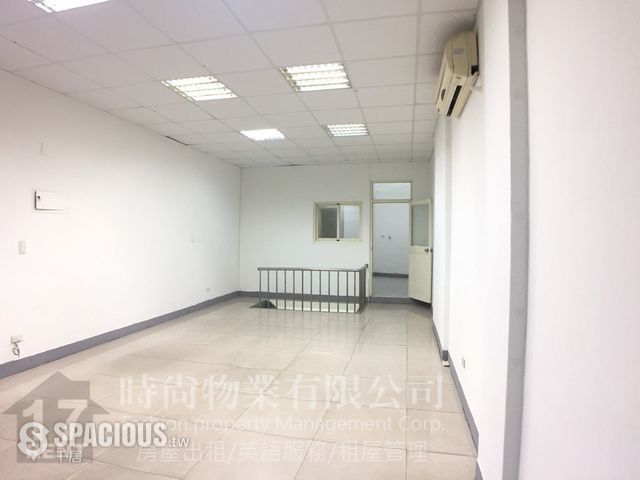 Zhongzheng - No. XX, Quanzhou Street, Zhongzheng District, Taipei City, Taiwan 100 01