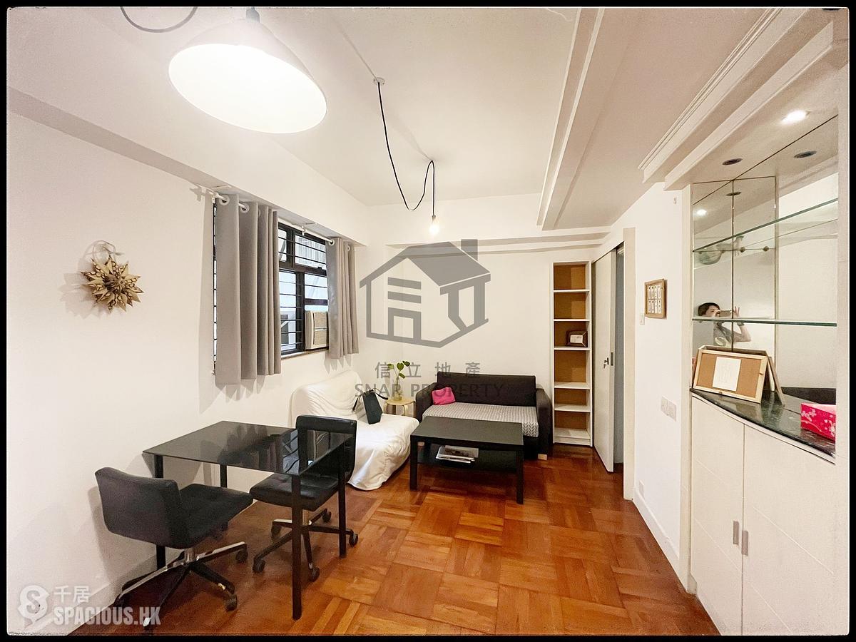 Sai Ying Pun - 226-228, Queen's Road West 01