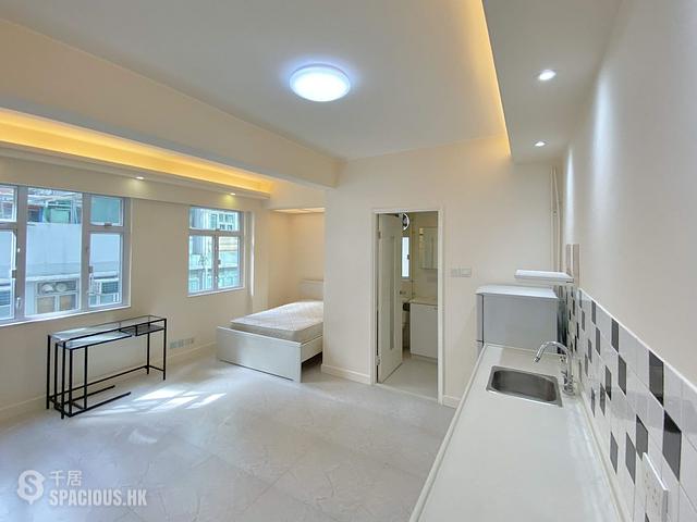 Central - 5, Graham Street 01
