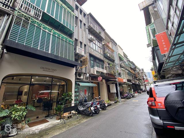 Datong - No. XX, Lane 1, Section 2, Chengde Rd, Datong District, Taipei City, Taiwan 103 01