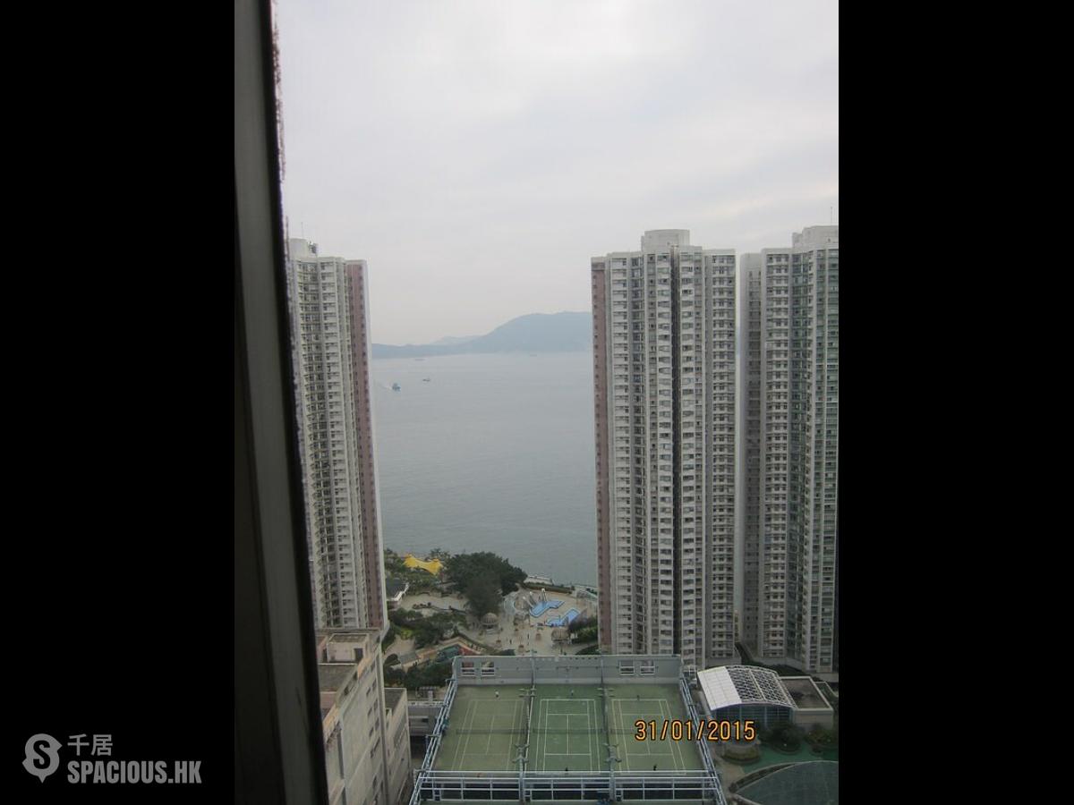 Ap Lei Chau - South Horizons Phase 1 Hoi Wan Court (Block 4) 01