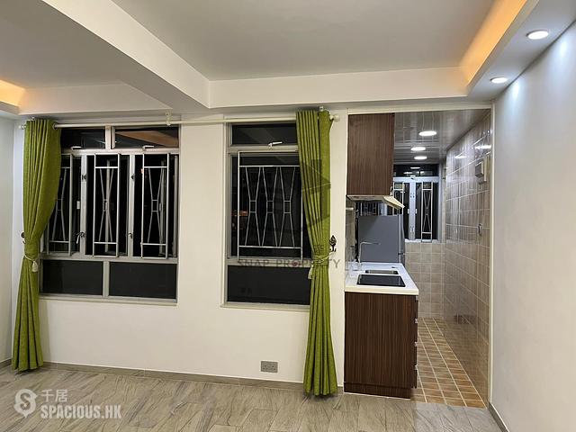 Sai Ying Pun - New Start Building 01