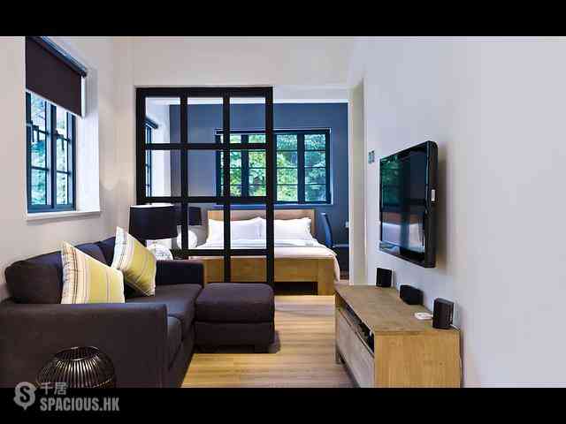 Wan Chai - KAZA WANCHAI 01
