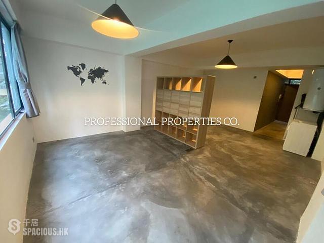 Central - 44, Gough Street 01