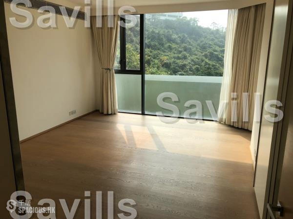 Mid Levels Central - 3, MacDonnell Road 01