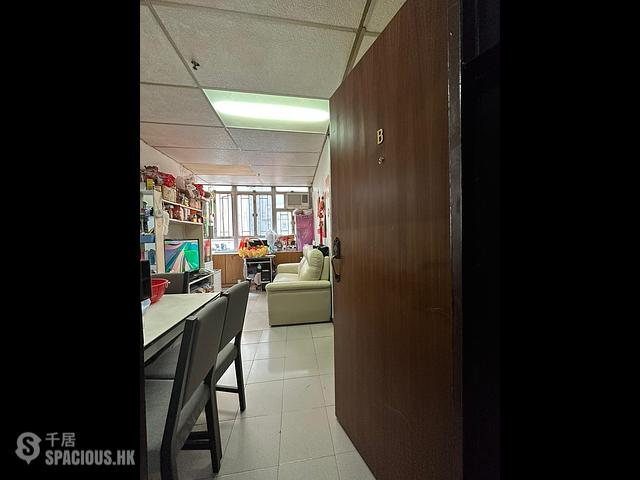Sheung Wan - Shing Po Building 01