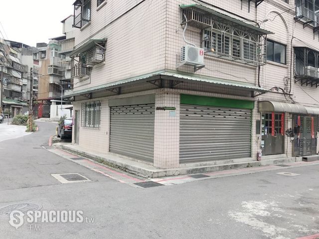 Xinyi - No. X, Alley 16, Lane 118, Wuxing Street, Xinyi District, Taipei City, Taiwan 110 01