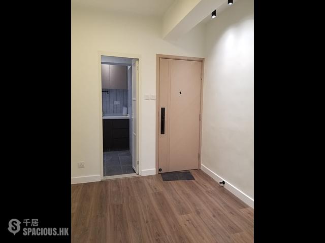 Sai Ying Pun - 2-4, Chung Ching Street 01