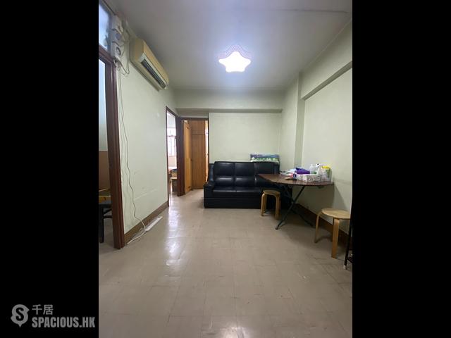 Wan Chai - Four Sea Mansion 01