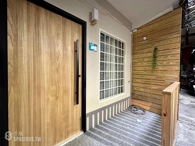 Sanchong - No. XX, Alley 1, Lane 32, Zhongyang S Rd, Sanchong District, New Taipei City, Taiwan 241 01