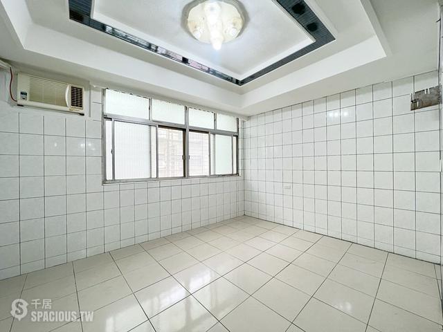 Sanchong - No. XX-1, Lane 64, Renfu St, Sanchong District, New Taipei City, Taiwan 241 01